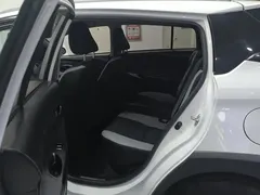 2022 Toyota Yaris L Zhixuan X 1.5L CVT PLUS, белый — фото 11
