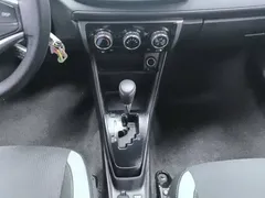 2022 Toyota Yaris L Zhixuan X 1.5L CVT PLUS, белый — фото 16