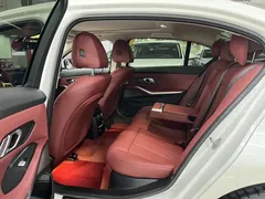 2023 BMW 3 Series 3 320Li M, белый — фото 7
