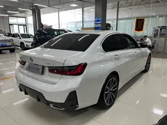 2023 BMW 3 Series 3 320Li M, белый — фото 12