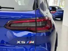 2020 BMW X5 M, синий — фото 4