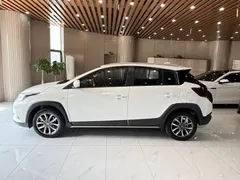 2022 Toyota Yaris L Zhixuan X 1.5L CVT PLUS, белый — фото 2