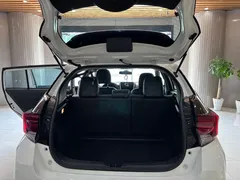 2022 Toyota Yaris L Zhixuan X 1.5L CVT PLUS, белый — фото 11