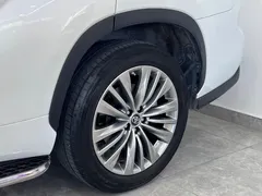 2022 Toyota Highlander Hybrid 2.5L 4WD Premium 7, белый — фото 8