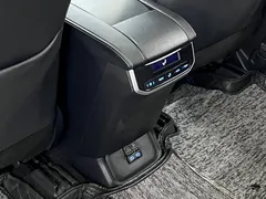 2022 Toyota Highlander Hybrid 2.5L 4WD Premium 7, белый — фото 22