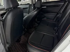 2023 Kia Seltos 1.5L CVT Luxury, белый — фото 4