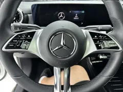 2023 Mercedes-Benz A-Class A 180 L, белый — фото 13