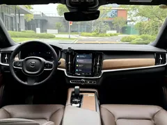 2023 Volvo S90, чёрный — фото 16