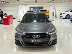 2021 Audi S8L 4.0TFSI quattro — фото 2