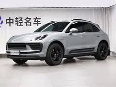2022 Porsche Macan 2.0T — фото 1