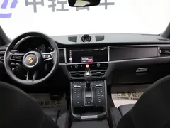 2022 Porsche Macan 2.0T — фото 14