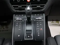 2022 Porsche Macan 2.0T — фото 21