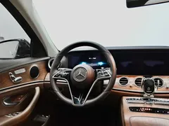 2022 Mercedes-Benz E-Class E 350 e L, чёрный — фото 13