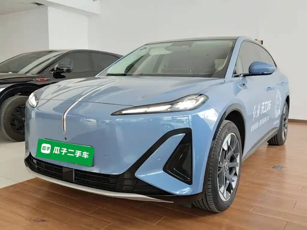 2025 Hongqi 06 660 4WD