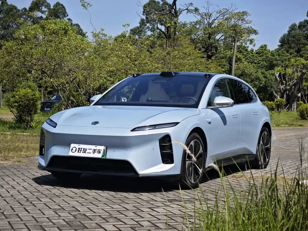 2025 Nio ET5T 75kWh Touring