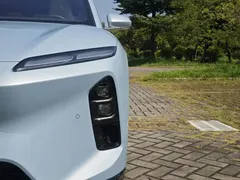2025 Nio ET5T 75kWh Touring — фото 8