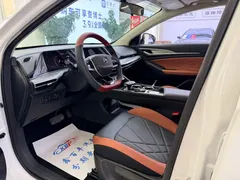 2022 Changan Eado PLUS 1.4T GDI DCT Premium, белый — фото 4