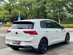 2021 Volkswagen Golf 280TSI DSG R-Line, белый — фото 22