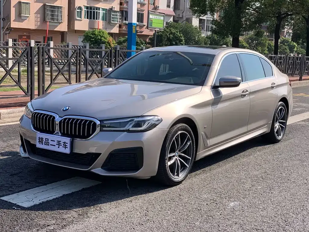 2021 BMW 5 Series 525Li M