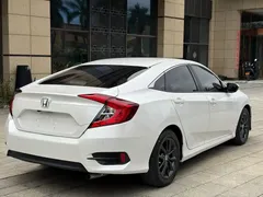 2019 Honda Civic 220TURBO CVT V, белый — фото 5