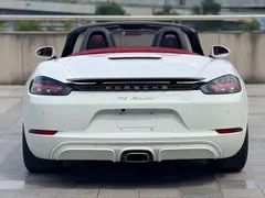2020 Porsche 718 Boxster 2.0T, белый — фото 13