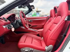 2020 Porsche 718 Boxster 2.0T, белый — фото 17