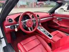 2020 Porsche 718 Boxster 2.0T, белый — фото 18
