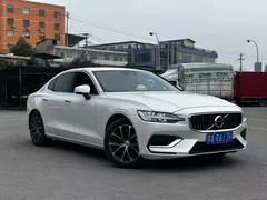 2022 Volvo S60 B4 Luxury, белый — фото 3