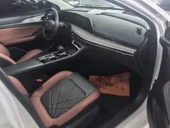 2023 Changan Eado PLUS 1.4T GDI DCT Premium, белый — фото 12