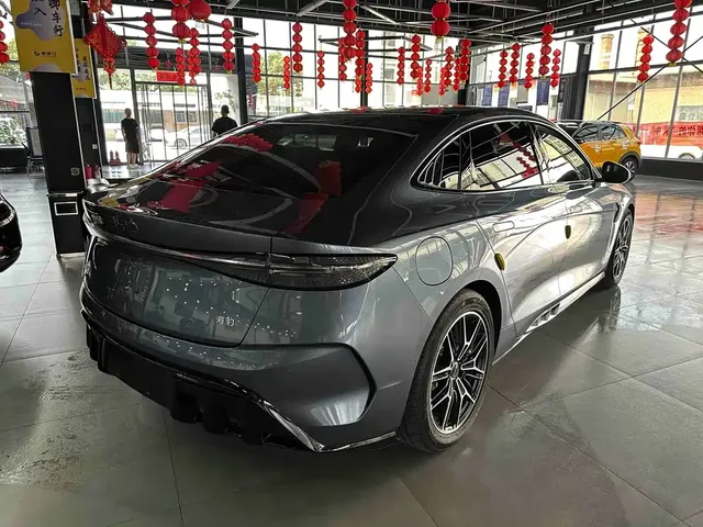 2025 BYD Seal 650 Long Range