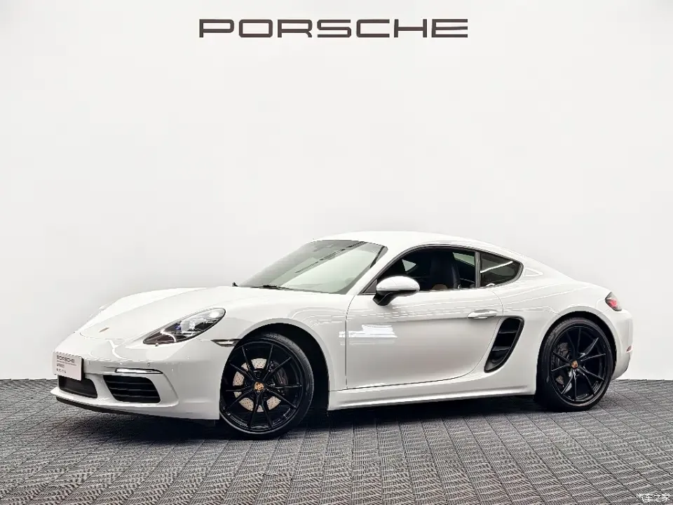 2022 Porsche 718 Cayman 2.0T