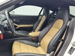 2022 Porsche 718 Cayman 2.0T, белый — фото 9