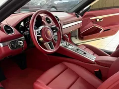 2022 Porsche 718 Boxster 2.0T, белый — фото 11