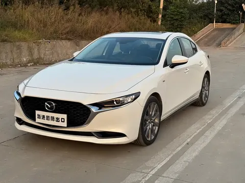 2022 Mazda 3 2.0L AT