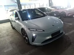 2024 Nio ET5 75kWh EV, синий — фото 22