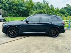 2023 BMW X3 Premium M Night Package, чёрный — фото 2