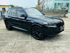 2023 BMW X3 Premium M Night Package, чёрный — фото 17