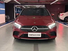 2022 Mercedes-Benz A-Class A 200 L — фото 2