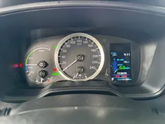 2021 Toyota Levin Hybrid 1.8H E-CVT, белый — фото 13