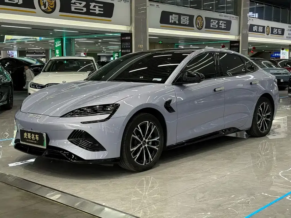 2025 BYD Seal 510 Standard