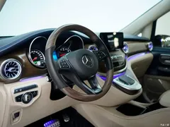 2020 Mercedes-Benz V-Class V 260 L Long Wheelbase Luxury, чёрный — фото 18