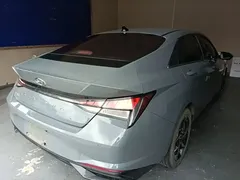 2021 Hyundai Elantra 1.5L CVT GLX Elite — фото 4