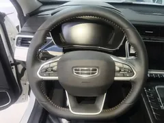 2022 Geely Atlas 1.8TD DCT, белый — фото 11