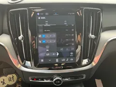 2023 Volvo S60 B4 Luxury, белый — фото 12