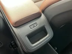 2023 Volvo S60 B4 Luxury, белый — фото 16