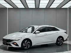 2023 Hyundai Elantra 1.5L CVT TOP Flagship, белый — фото 1