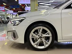 2022 Audi A3 Sportback 35 TFSI, белый — фото 6