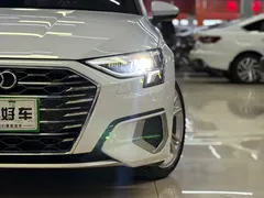 2022 Audi A3 Sportback 35 TFSI, белый — фото 7