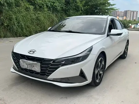 2022 Hyundai Elantra 1.5L CVT GLX Elite