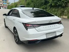 2022 Hyundai Elantra 1.5L CVT GLX Elite, белый — фото 7